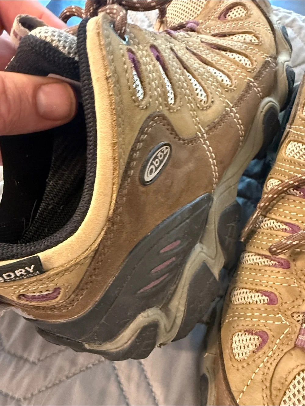 Oboz Sawtooth II Women’s Hiking Shoes in Good Condition | Size 13 | Outdoors